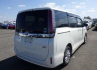 TOYOTA NOAH G 2018