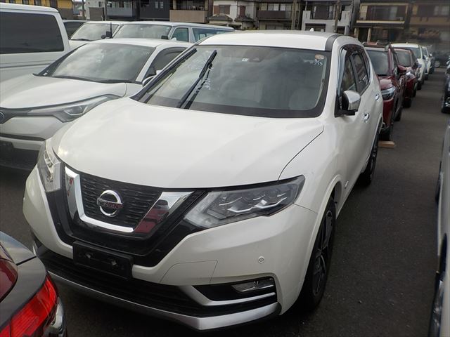 NISSAN X-TRAIL MODE PREMIER 2018