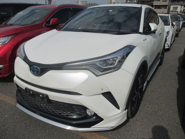 TOYOTA C-HR G-LED 2018