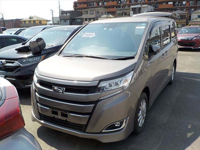 TOYOTA NOAH G 2018