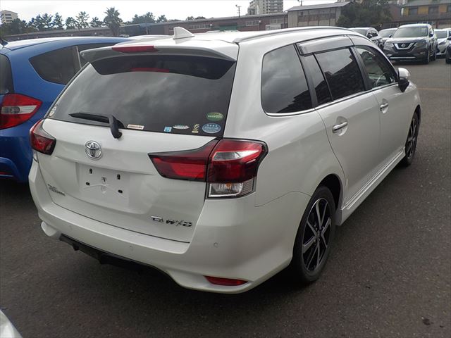 TOYOTA FIELDER WXB 2018