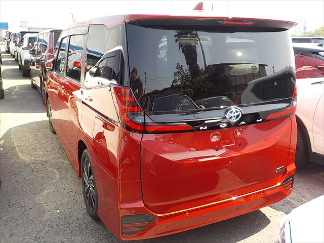 TOYOTA NOAH S-Z 2023