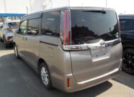 TOYOTA NOAH G 2018