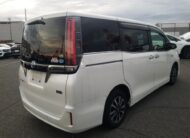 TOYOTA ESQUIRE GI PREMIUM 2019