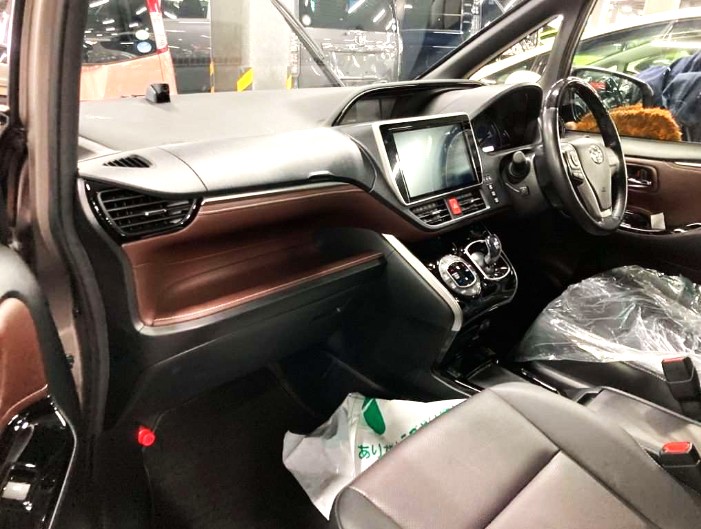 TOYOTA ESQUIRE GI PREMIUM 2020