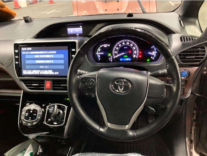 TOYOTA ESQUIRE GI PREMIUM 2020