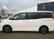 TOYOTA ESQUIRE GI PREMIUM 2019