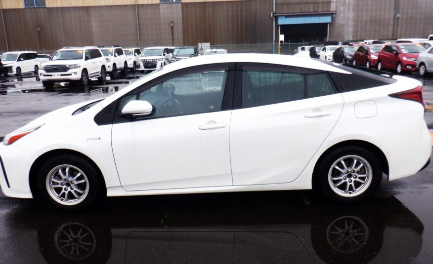 TOYOTA PRIUS A 2020 PEARL